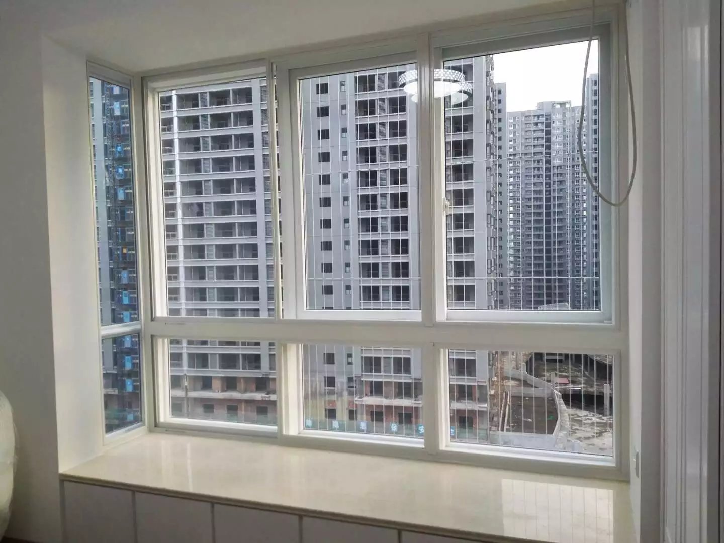 静立方隔音窗选用什么玻璃？